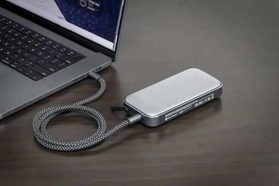 Batterie externe et ordinateur portable