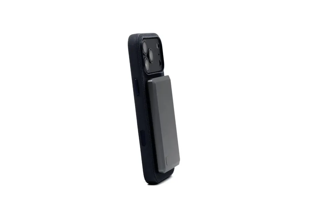 Chargeur sans fil de profil