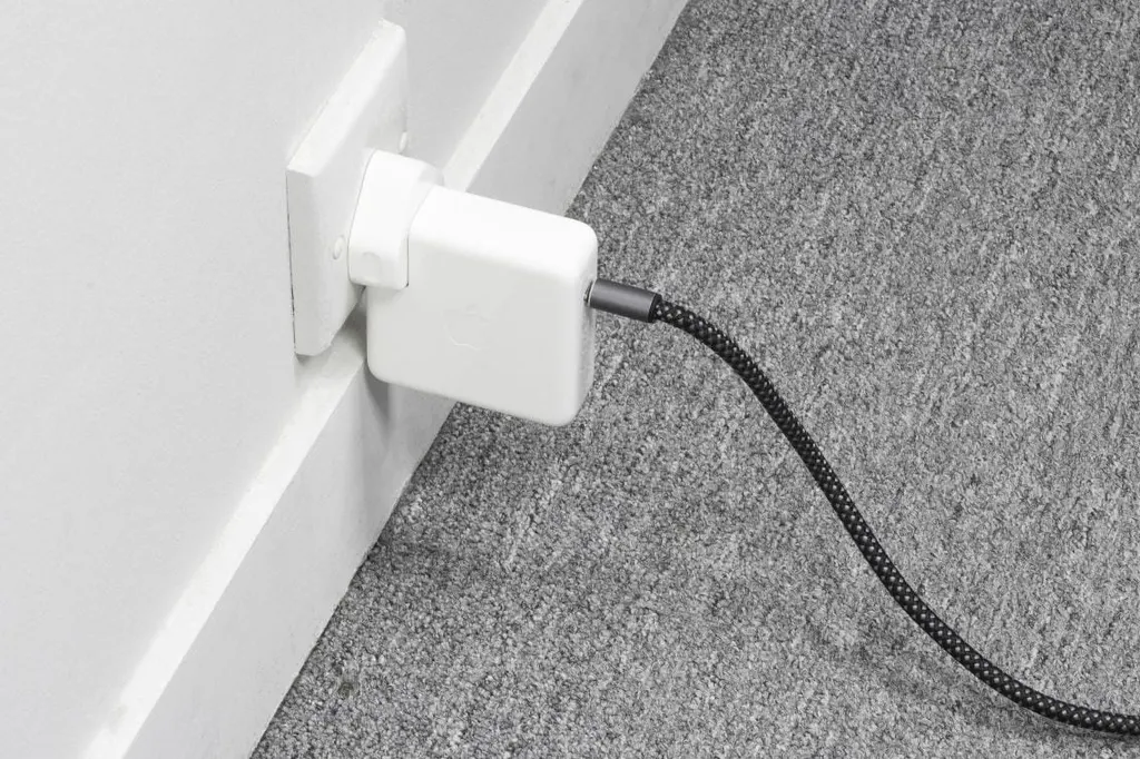 Chargeur mural et câble