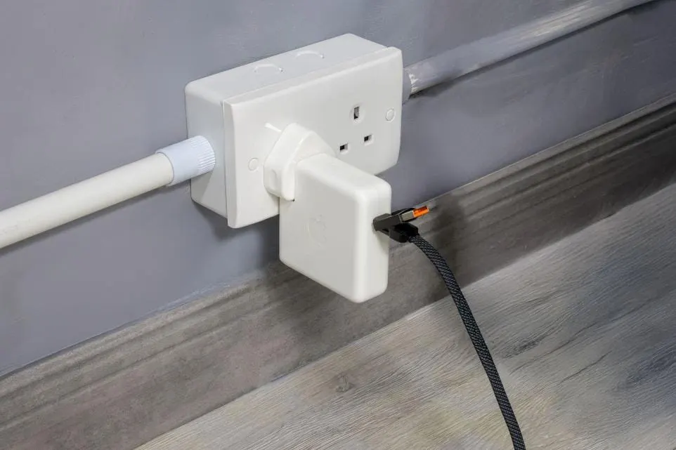 Chargeur mural double